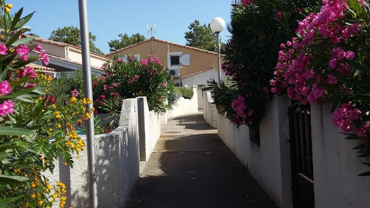 Les Amandines Villa Agde Dış mekan fotoğraf